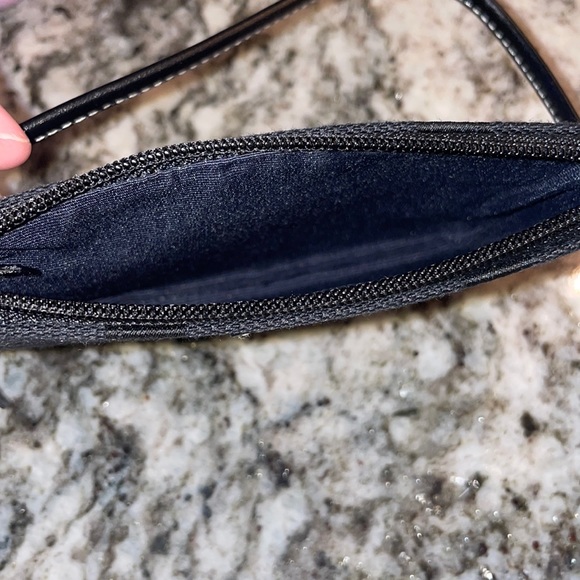 Variety of coach wallets/wristlets - Picture 5 of 7